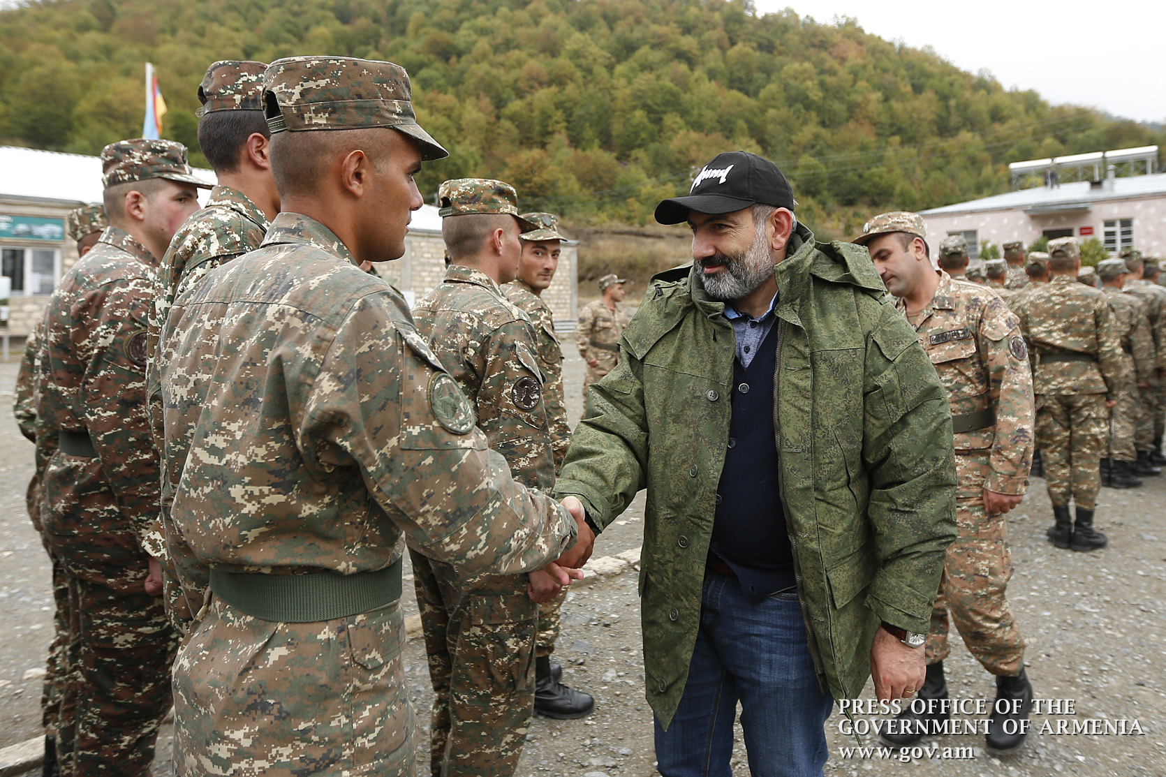 Никол Пашинян взобрался на Муровдаг.