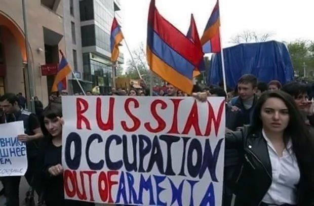 Игорь Панин: Оказывается, это мы, русские, обязаны армянам по гроб жизни